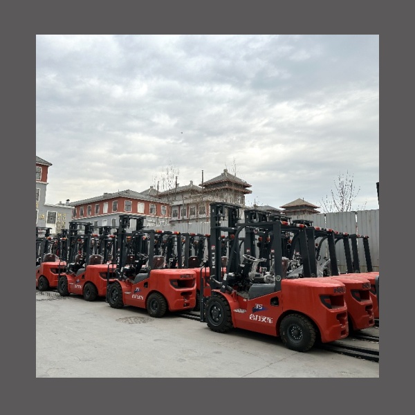 3.8T Diesel Forklift With Triple Stage Full Free Mast